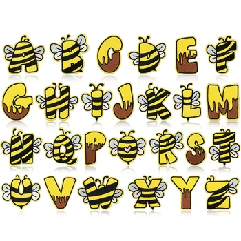 Карнавальные буквы Пчелы, вышитые утюгом на нашивке, Аппликация с именем, значок с алфавитом, нашивки для одежды, аксессуары для сумок